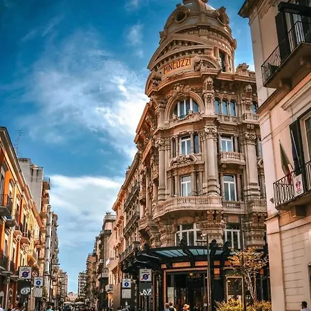 Annamaria - Station Charming Apartament *