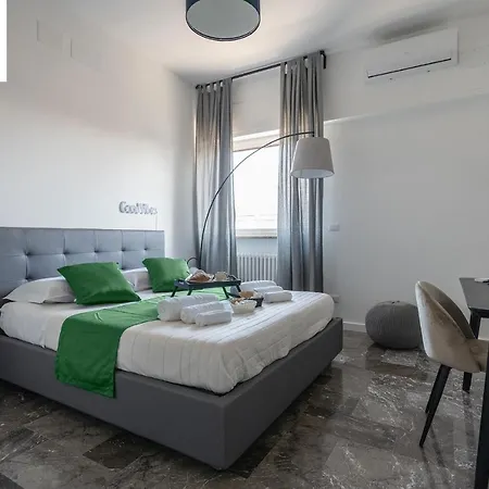 Annamaria - Station Charming Apartament