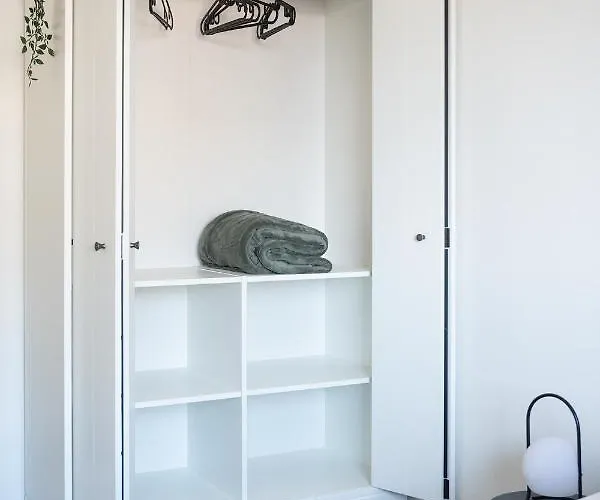 Annamaria - Station Charming 巴里