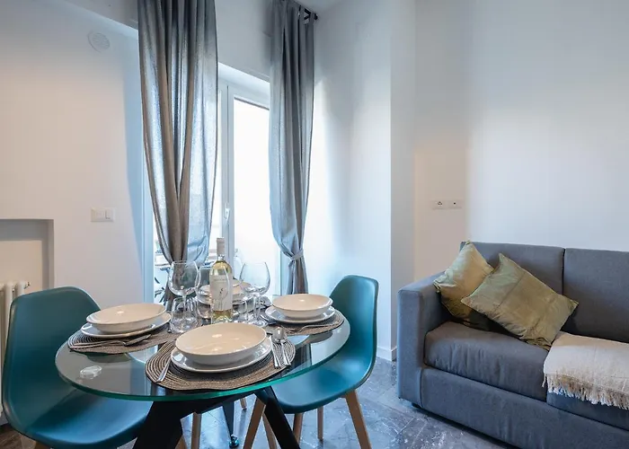 Annamaria - Station Charming 公寓 *